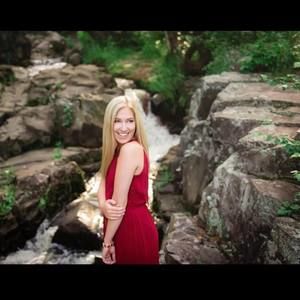 Meet your Posher, Bailey